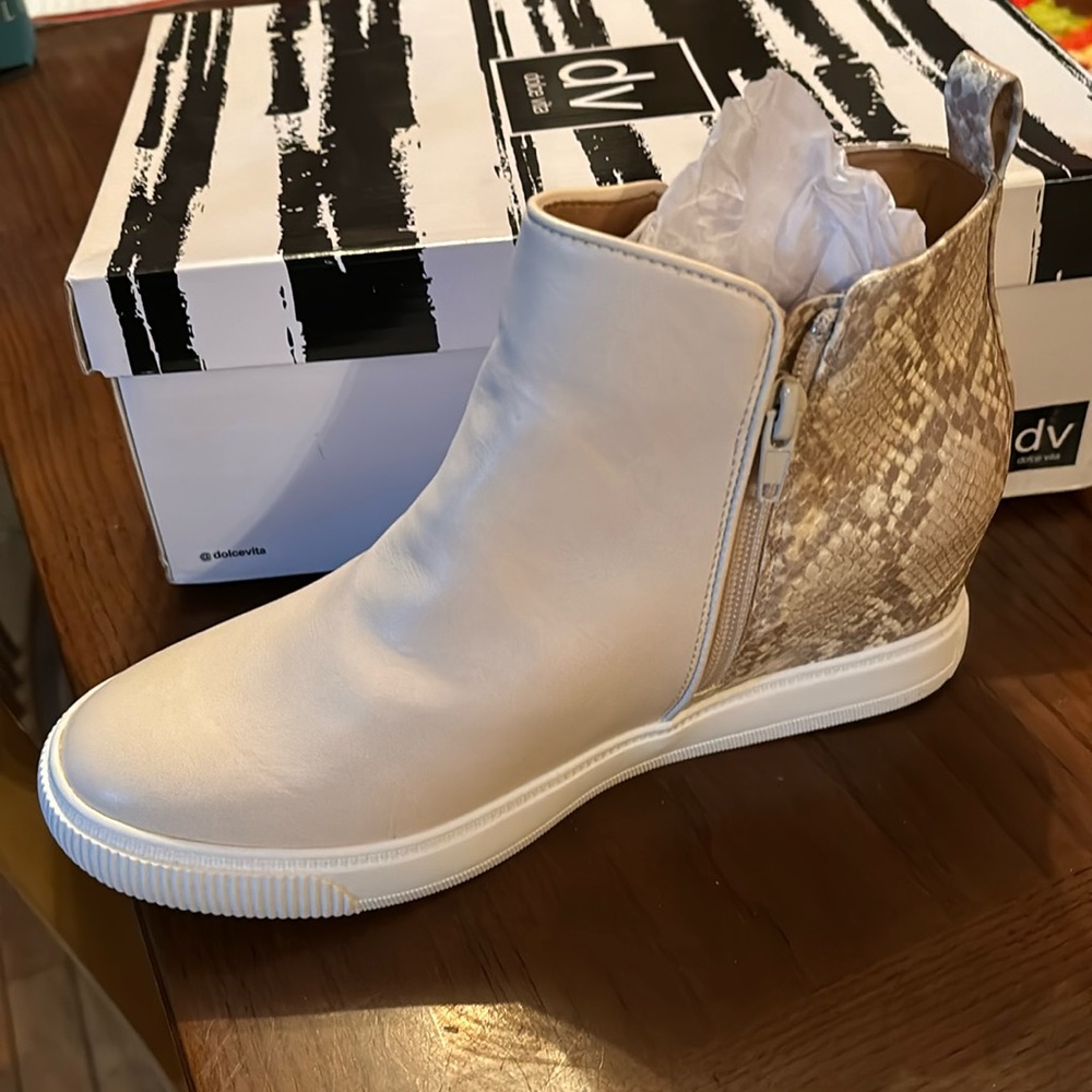 Wedge booties